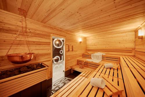 Szauna, Me And All Hotel Hanover By Hyatt near Marktkirche Szauna, Me And All Hotel Hanover By Hyatt near Marktkirche