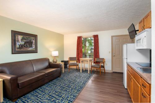 Creekstone Inn
