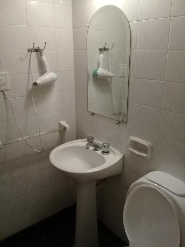 Studio Apartment image 6