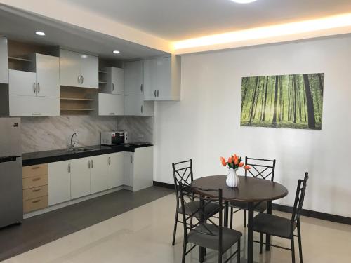 Sajo Plaza & Residences in Villa Arevalo Sajo Plaza & Residences in Villa Arevalo