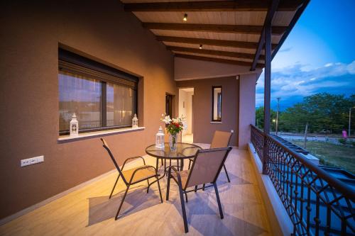 balkon/terras, Fresh Living Suites in Epirus balkon/terras, Fresh Living Suites in Epirus