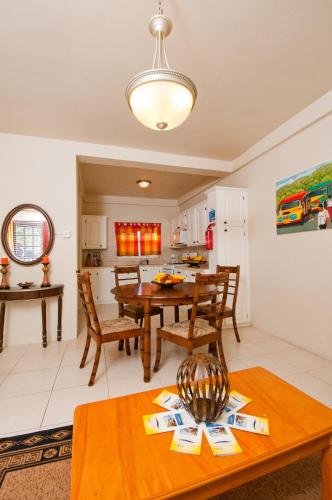 Palvelut, Grooms Beach Villa & Resort in St Georges Palvelut, Grooms Beach Villa & Resort in St Georges