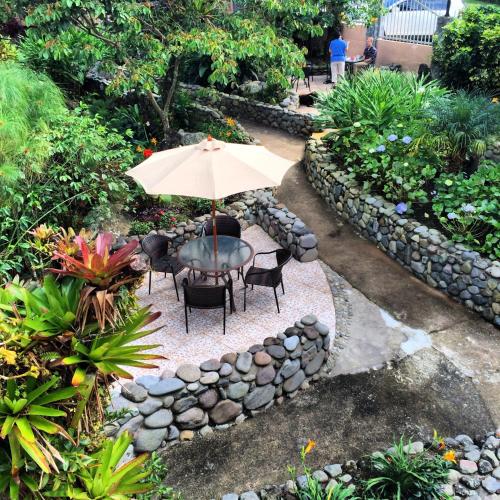 花園, 帕洛阿爾托酒店 (The Inn at Palo Alto) in 洛斯納蘭霍斯 花園, 帕洛阿爾托酒店 (The Inn at Palo Alto) in 洛斯納蘭霍斯