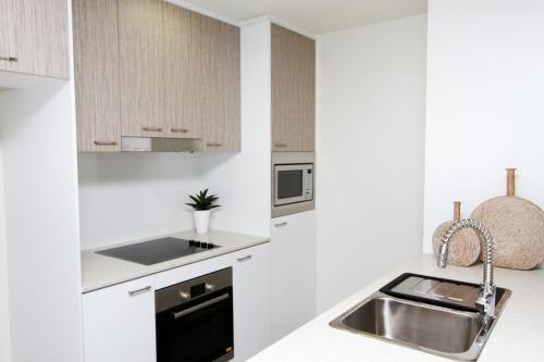 مطبخ, كانبيرا ريكس هوتيل آند سيرفيسد أبارتمنتس (Canberra Rex Hotel and Serviced Apartments) in برادون مطبخ, كانبيرا ريكس هوتيل آند سيرفيسد أبارتمنتس (Canberra Rex Hotel and Serviced Apartments) in برادون