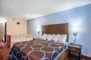 Americas Best Value Inn Galesburg in Galesburg (IL) Americas Best Value Inn Galesburg in Galesburg (IL)