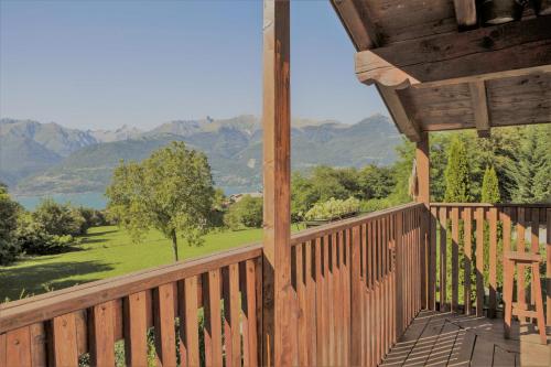 Balcony/terrace, Villadina Farm in Colico Balcony/terrace, Villadina Farm in Colico