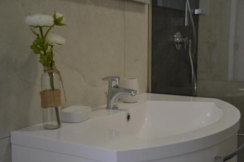 Bathroom, Alba Apartment - Villaggio di Mary in Lamie di Olimpia Bathroom, Alba Apartment - Villaggio di Mary in Lamie di Olimpia