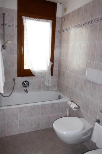 Bathroom, Ski Residence in San Martino di Castrozza Bathroom, Ski Residence in San Martino di Castrozza