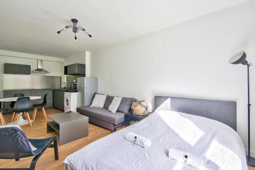 Guestroom, LE PETIT ORMEAU - Studio 2 a 4 pers- Pkg gratuit in Montaudran-Lespinet Guestroom, LE PETIT ORMEAU - Studio 2 a 4 pers- Pkg gratuit in Montaudran-Lespinet