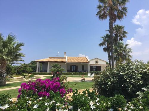 Kert, Borgo della Luna in Marsala Kert, Borgo della Luna in Marsala
