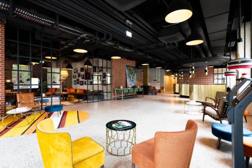 Lobby, gambino hotel WERKSVIERTEL in Munich Lobby, gambino hotel WERKSVIERTEL in Munich