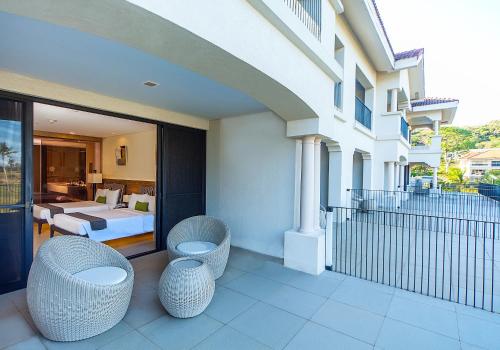 Балкон, Fairways and Bluewater Boracay in Острів Боракай Балкон, Fairways and Bluewater Boracay in Острів Боракай