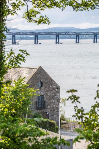The Old Boathouse in Wormit The Old Boathouse in Wormit