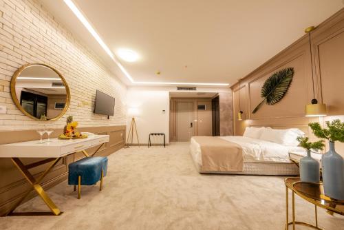 Plaza Hotel&SPA in Ulcinj Plaza Hotel&SPA in Ulcinj
