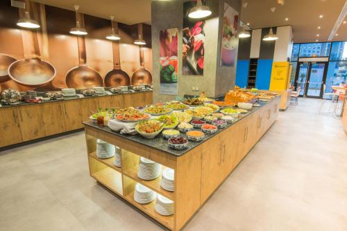Alimentos e Bebidas, ibis Alger Aéroport in Argel Alimentos e Bebidas, ibis Alger Aéroport in Argel
