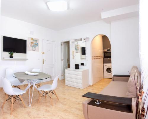 Holiday Suite Caballero de Rodas 92