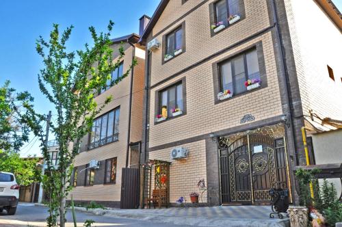 Entrance, Guest house Svetlana in Anapa Entrance, Guest house Svetlana in Anapa