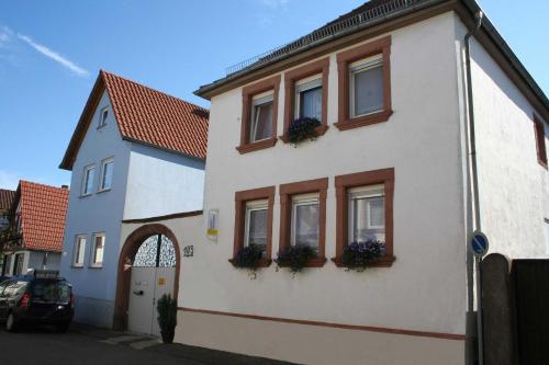 Exterior view, Ferienwohnung Spatzennest in Edesheim in Edesheim Exterior view, Ferienwohnung Spatzennest in Edesheim in Edesheim