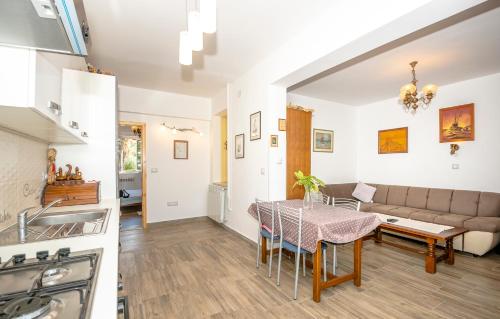Guest House AB Adria Home in โรวินจ์ Guest House AB Adria Home in โรวินจ์