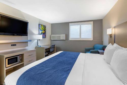 Comfort Inn San Diego Miramar in Miramar / Kearny Mesa Comfort Inn San Diego Miramar in Miramar / Kearny Mesa