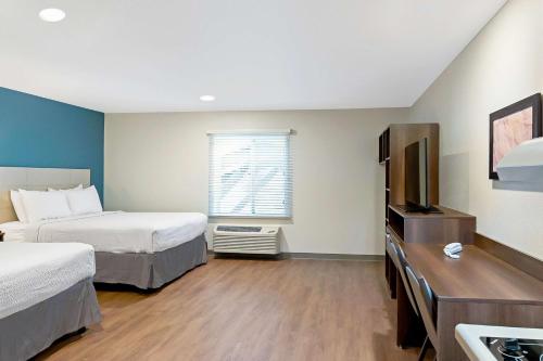 WoodSpring Suites Reno Sparks in Sparks (NV) WoodSpring Suites Reno Sparks in Sparks (NV)