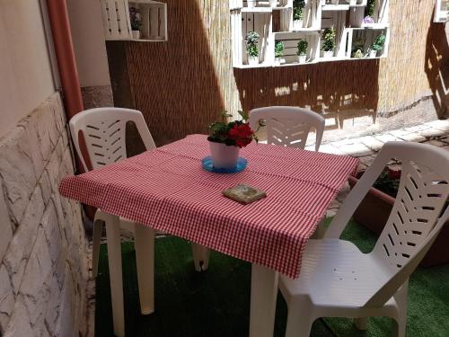 Balcony/terrace, Philos - Appartements & Rooms in Taranto Balcony/terrace, Philos - Appartements & Rooms in Taranto