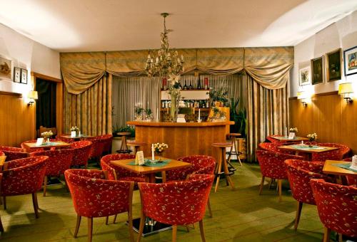 Étterem, Hotel-Garni Stern - bed & breakfast & more in Imst Étterem, Hotel-Garni Stern - bed & breakfast & more in Imst