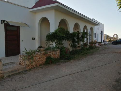 Agriturismo Tenuta Perruzzi in Leverano Agriturismo Tenuta Perruzzi in Leverano