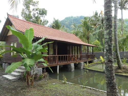 Tepi Sungai Guest House in Sidemen Tepi Sungai Guest House in Sidemen