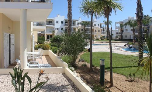 ระเบียง/ชานเรือน, Portugal Rentals Vila da Praia Apartments Alvor in ตอรัลตา ระเบียง/ชานเรือน, Portugal Rentals Vila da Praia Apartments Alvor in ตอรัลตา