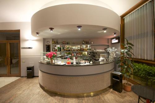 Pub/Lounge, Hotel Milano in Pistoia City Center Pub/Lounge, Hotel Milano in Pistoia City Center