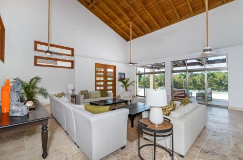 Lobby, Unique Private Villa with Pools and Golf Cart in La Romana Lobby, Unique Private Villa with Pools and Golf Cart in La Romana
