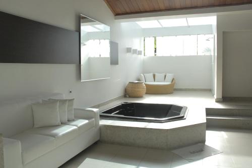 Motel Hollywood in Itaigara Motel Hollywood in Itaigara