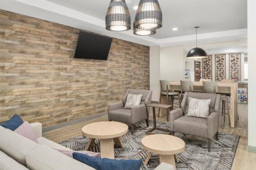 大堂, Candlewood Suites Newnan - Atlanta Sw By IHG in 紐南 (GA) 大堂, Candlewood Suites Newnan - Atlanta Sw By IHG in 紐南 (GA)