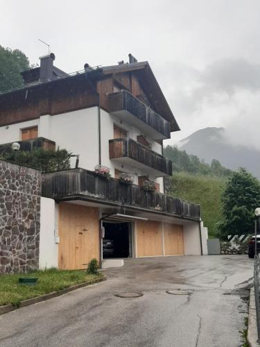 Condominio Monte Curie in San Pietro Di Cadore Condominio Monte Curie in San Pietro Di Cadore