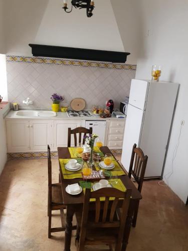 Casa S. XIX en pleno centro de Carmona in Καρμόνα Casa S. XIX en pleno centro de Carmona in Καρμόνα