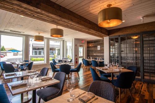 Makanan dan Minuman, The Whaler's Inn in Mystic (CT) Makanan dan Minuman, The Whaler's Inn in Mystic (CT)