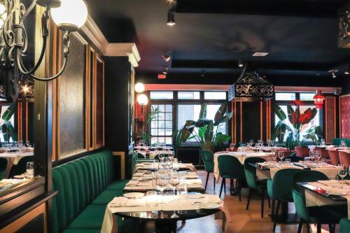 Hotel & Restaurant Marina Palamos in Palamos Hotel & Restaurant Marina Palamos in Palamos