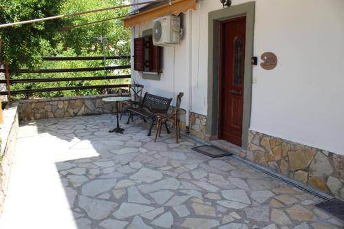 Balkon/terasa, Mountain Memories in Kalavryta Balkon/terasa, Mountain Memories in Kalavryta