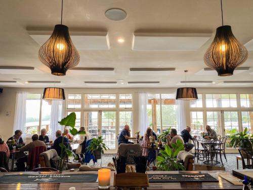 Comida y bebida, Castaway Norfolk Island Hotel in Norfolk Island Comida y bebida, Castaway Norfolk Island Hotel in Norfolk Island