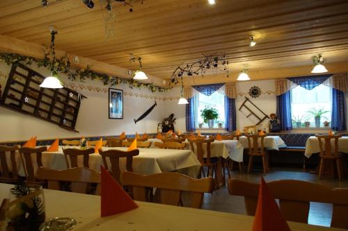 Restaurant, Gasthof Pension Waldfrieden in Brand Restaurant, Gasthof Pension Waldfrieden in Brand