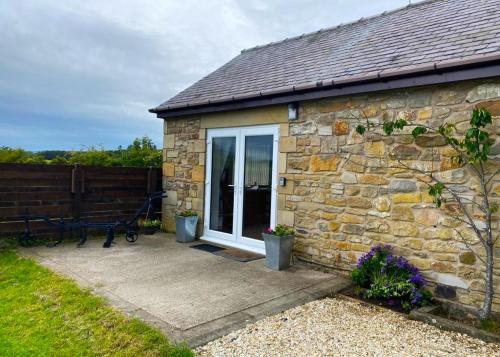 The Hideaway with hot tub in Chathill The Hideaway with hot tub in Chathill