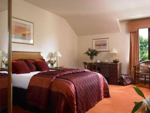 Kilmurry Lodge Hotel in Kilmurry Kilmurry Lodge Hotel in Kilmurry