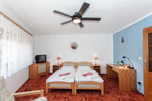 烏克里庫旅館 (Depandance Hotel u Crliku) in 泰捷奇察 烏克里庫旅館 (Depandance Hotel u Crliku) in 泰捷奇察