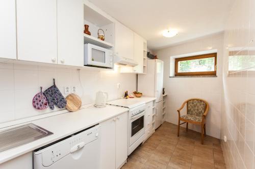 廚房, 烏克里庫旅館 (Depandance Hotel u Crliku) in 泰捷奇察 廚房, 烏克里庫旅館 (Depandance Hotel u Crliku) in 泰捷奇察