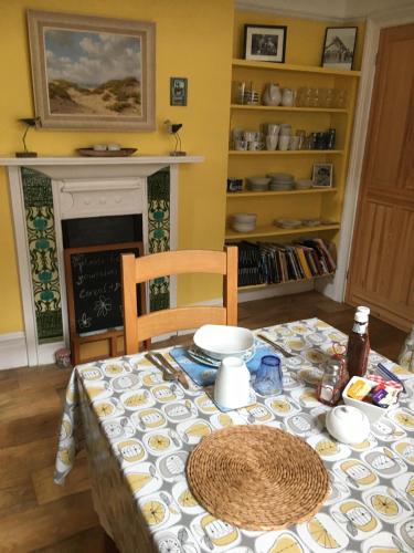 Old Church House B&B in Newport Central Old Church House B&B in Newport Central