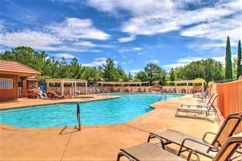 Swimming pool, Sedona Pines Resort in Sedona (AZ) Swimming pool, Sedona Pines Resort in Sedona (AZ)