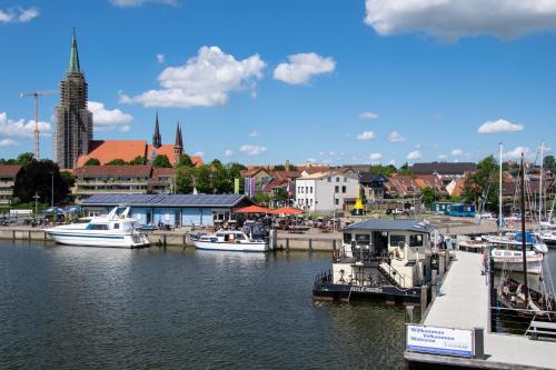 Utvendig, Island-dreams Hausboot Cecilie in Schleswig Utvendig, Island-dreams Hausboot Cecilie in Schleswig