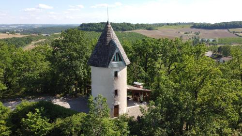 Exterior view, Moulin De Rouze in Cancon Exterior view, Moulin De Rouze in Cancon