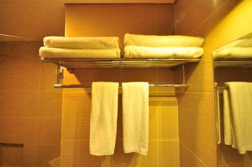 De Batara Hotel near Salman Mosque ITB De Batara Hotel near Salman Mosque ITB